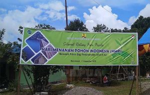 Selamatkan Lahan dan Air, PUPR Tanam 1000 Pohon di Papua Barat
