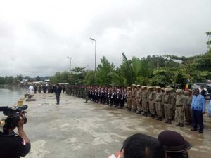 Upacara HUT RI di Teluk Bintuni Becek