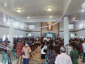 Gubernur Hadiri Pentahbisan Gereja Syalom Klamalu