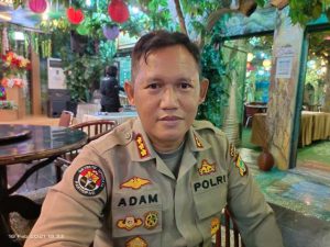 Polisi Imbau Prokes Sekaligus Bagi Masker Pakai Sepeda ke Masyarakat