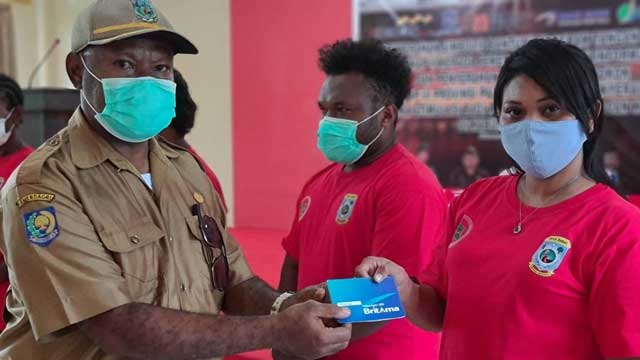 Tuntas Bantuan Pemprov Papua Barat Untuk Fakfak dan Kaimana