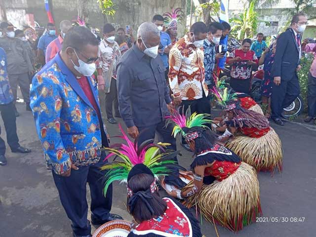 Gubernur Papua Barat Bupati Manokwari Resmikan Gereja GKI Bintang Daud Suaven