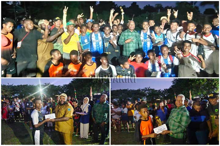 Dominggus Mandacan Serahkan Hadiah Juara Turnamen Indeylam Cup