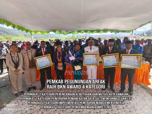 Pemkab Pegunungan Arfak Raih BKN Award 4 Kategori