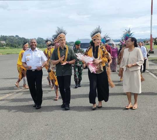 Gubernur Papua Barat Sambut Pangdam XVIII/Kasuari Baru