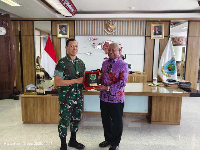 Gubernur Papua Barat dan Pangdam XVIII/Kasuari Bahas Kolaborasi Pembangunan Daerah